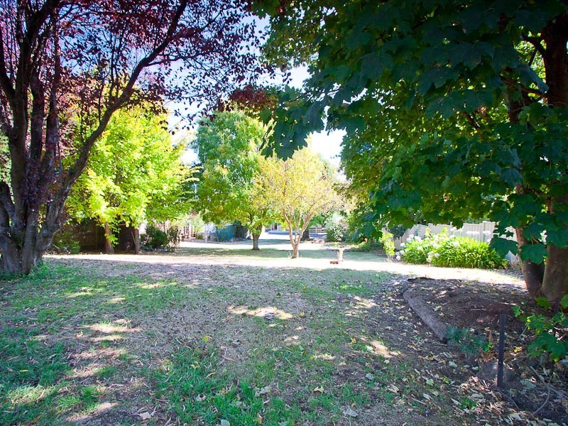 51 Simpson Street, Kyneton VIC 3444