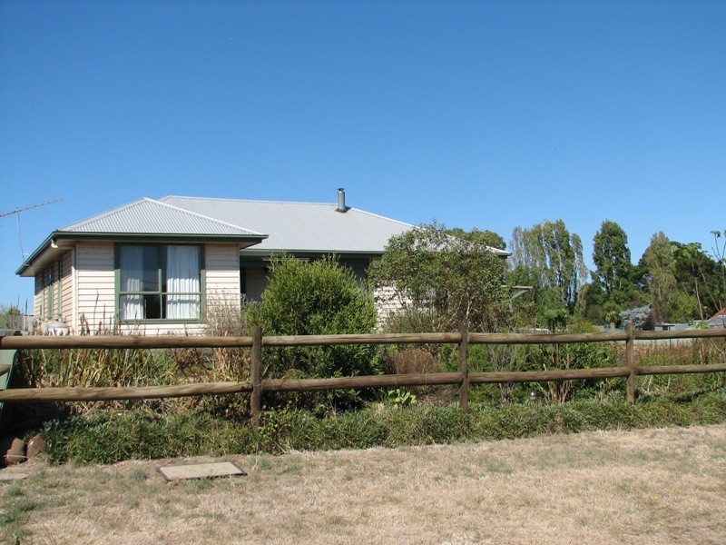 10 Ward Street, Malmsbury VIC 3446