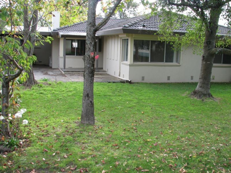 5 Warren Street, Kyneton VIC 3444