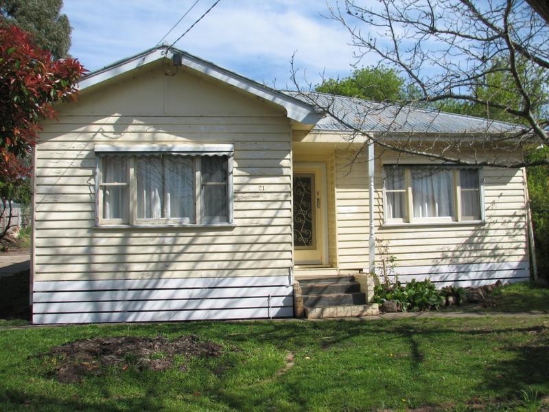 21 Mitchell Street, Kyneton VIC 3444