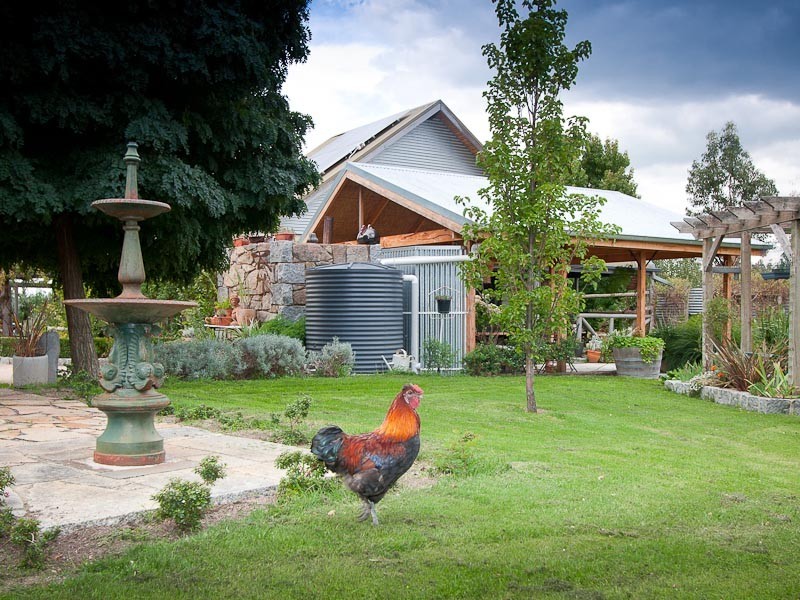 70 Olivers Lane, Elphinstone VIC 3448