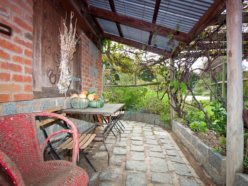 70 Olivers Lane, Elphinstone VIC 3448