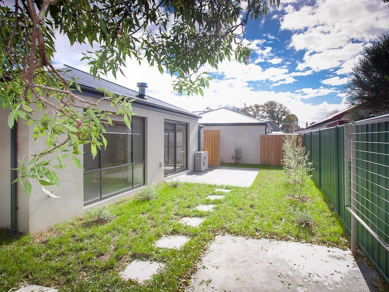 3/7 Pohlman Street, Kyneton VIC 3444
