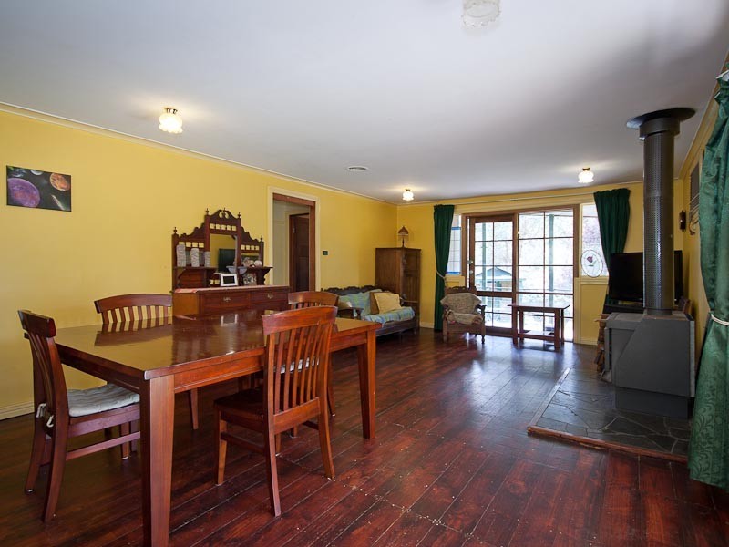 51 Back Creek Road, Drummond VIC 3461