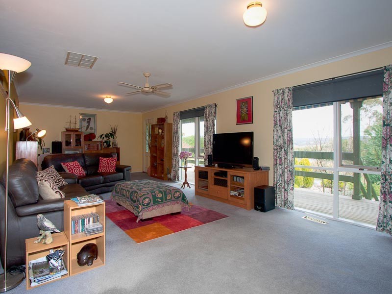 4 Talbots Lane, Taradale VIC 3447