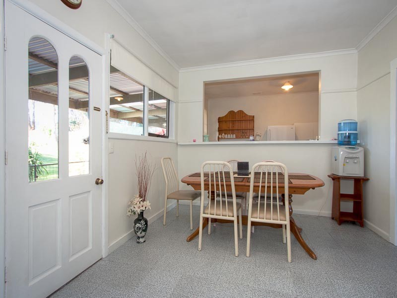 9 Cooke Street, Elphinstone VIC 3448