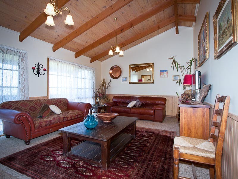 56 Mount View Drive, Elphinstone VIC 3448