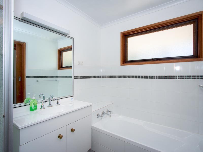 19 Pemberton Hill Road, Taradale VIC 3447