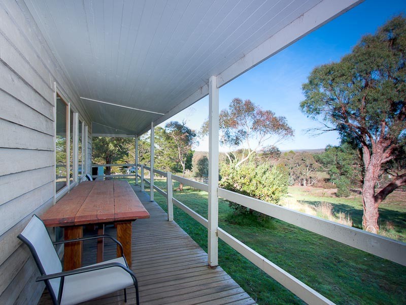 19 Pemberton Hill Road, Taradale VIC 3447