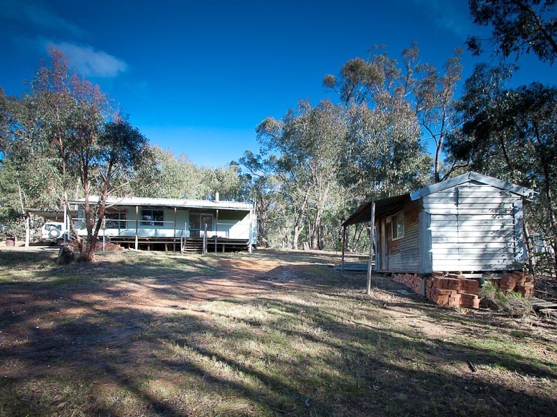61 Back Creek Road, Drummond VIC 3461