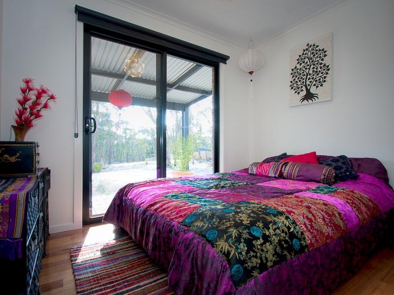 35 Bushmans Crescent, Drummond VIC 3461