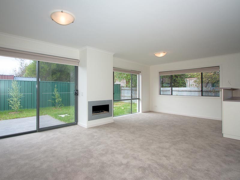 3/7 Pohlman Street, Kyneton VIC 3444