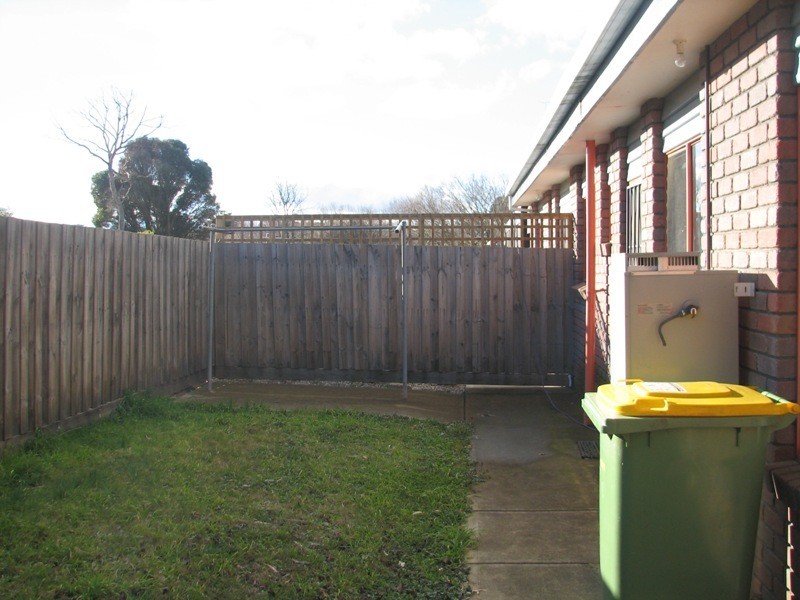 1/80 Beauchamp Street, Kyneton VIC 3444