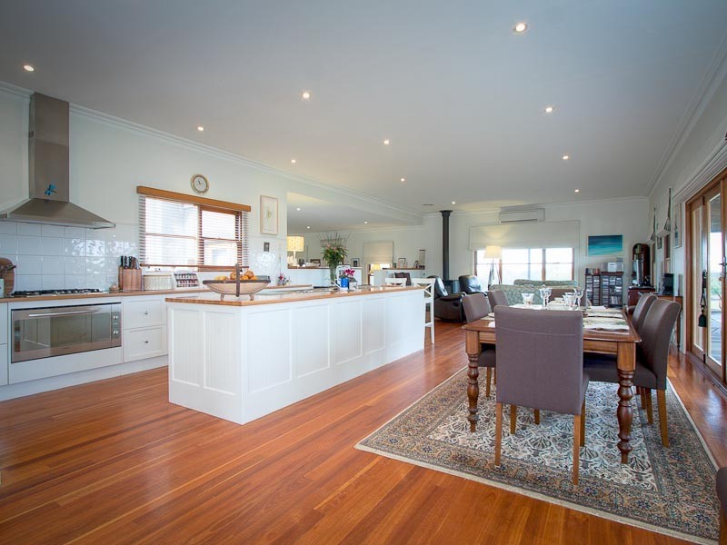 72 Rosa Court, Kyneton VIC 3444