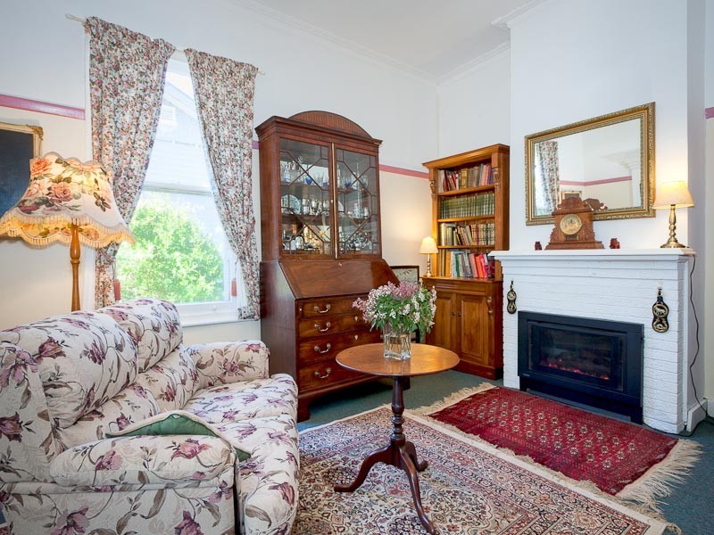 23 Lauriston Street, Kyneton VIC 3444