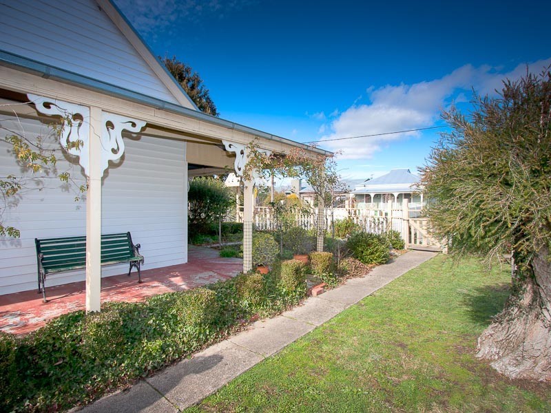 23 Lauriston Street, Kyneton VIC 3444