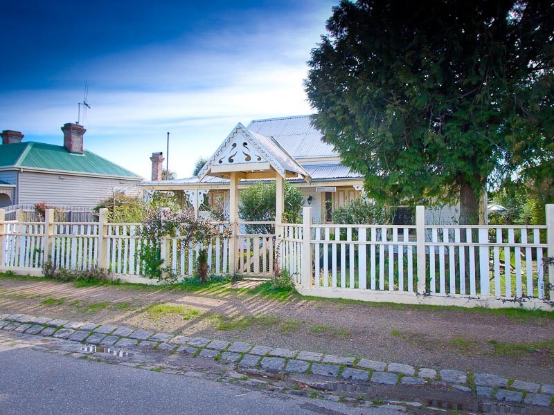 23 Lauriston Street, Kyneton VIC 3444