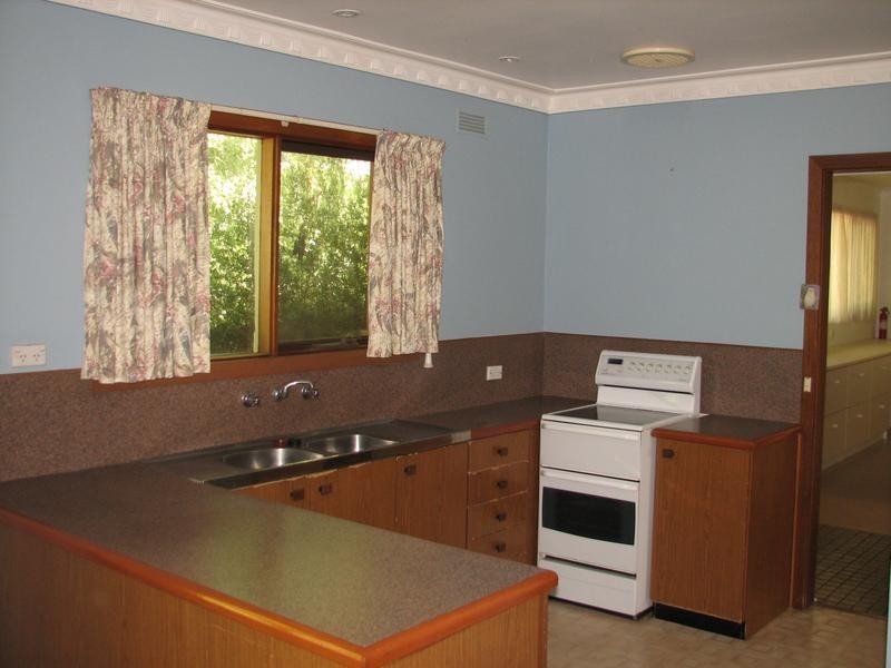 24 Lavender Lane, Kyneton VIC 3444