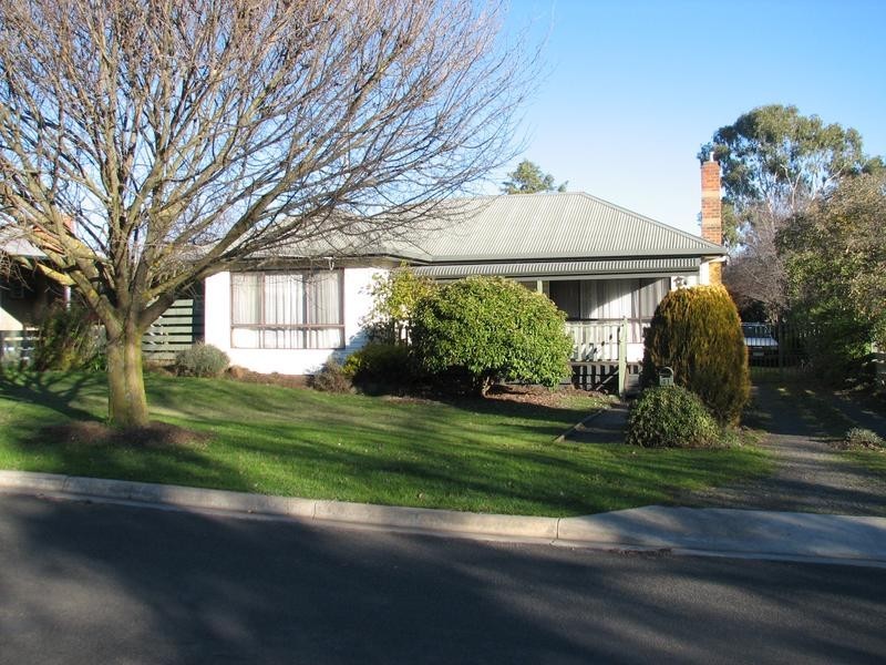41 Yaldwyn Street West, Kyneton VIC 3444