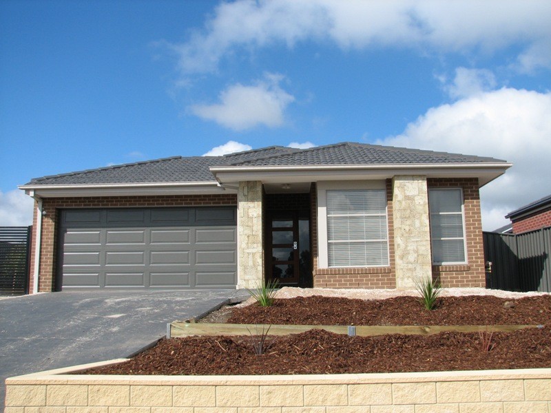 80 Caroline Chisholm Drive, Kyneton VIC 3444