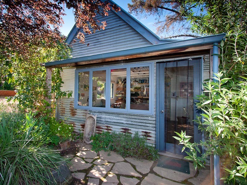 21 Jubilee Lake Road, Daylesford VIC 3460