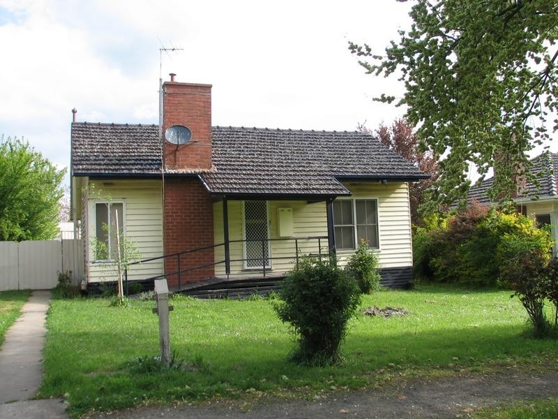 29 Beauchamp Street, Kyneton VIC 3444