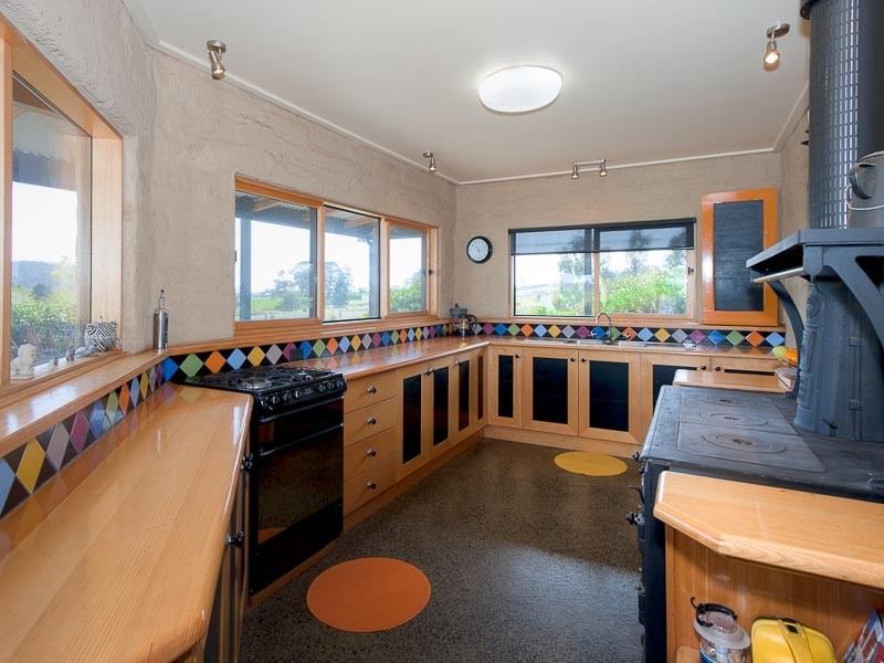 275 Zig Zag Road, Drummond VIC 3461