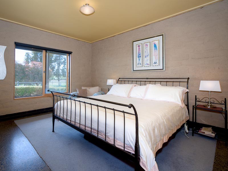 275 Zig Zag Road, Drummond VIC 3461