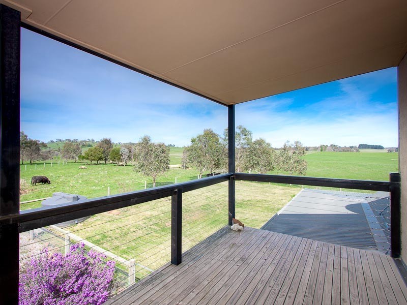 275 Zig Zag Road, Drummond VIC 3461
