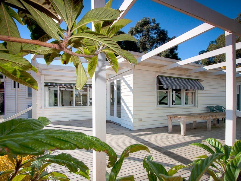 10 Doveton Street, Elphinstone VIC 3448