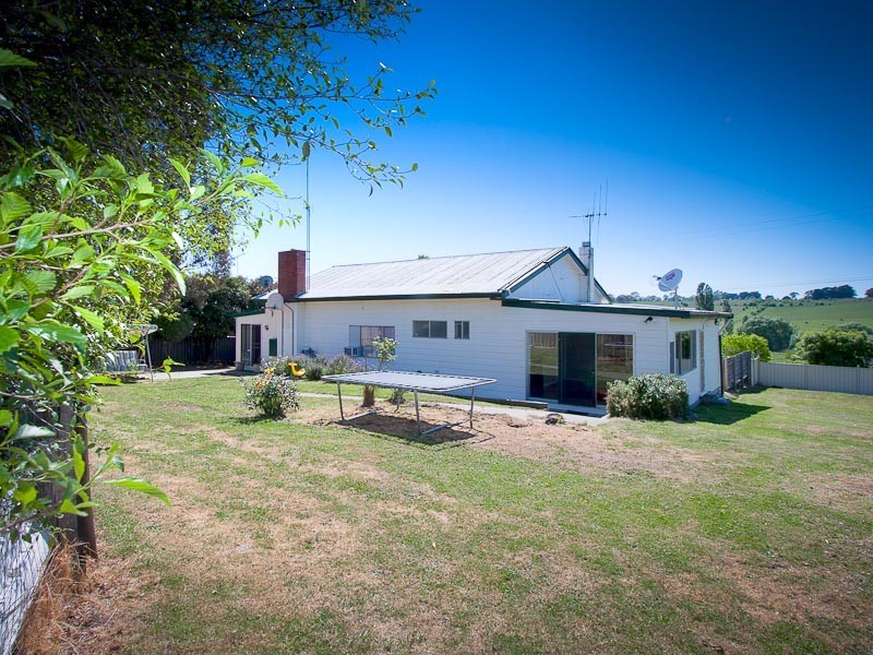 20 Castle Hill Road, Taradale VIC 3447