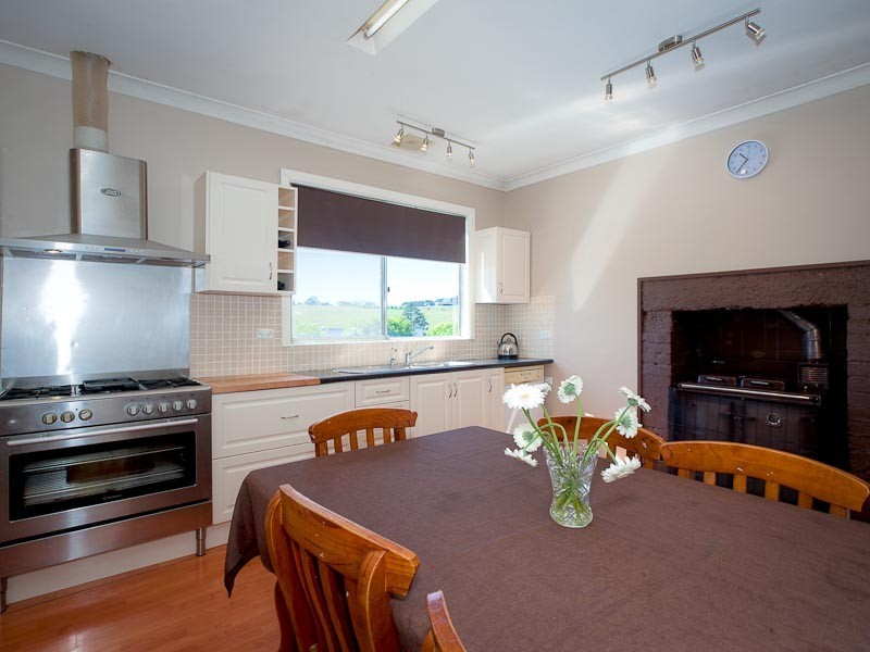 20 Castle Hill Road, Taradale VIC 3447