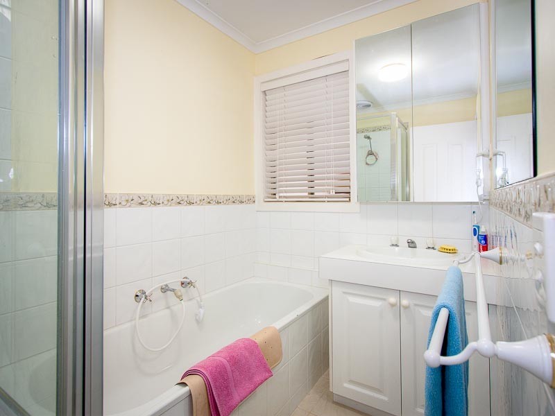16 Jacobs Avenue, Kyneton VIC 3444