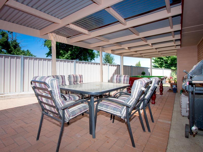 16 Jacobs Avenue, Kyneton VIC 3444