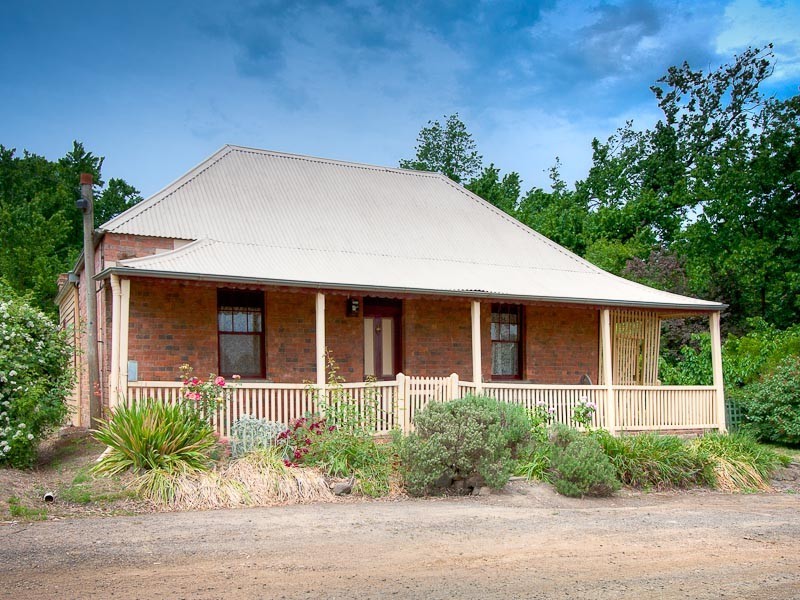 41-43 Clowes Street, Malmsbury VIC 3446