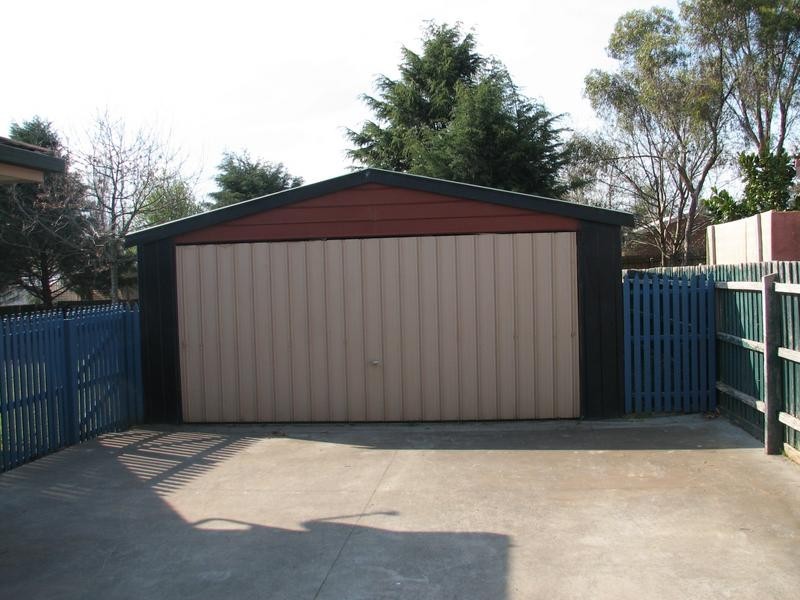 10 Arnold Court, Woodend VIC 3442