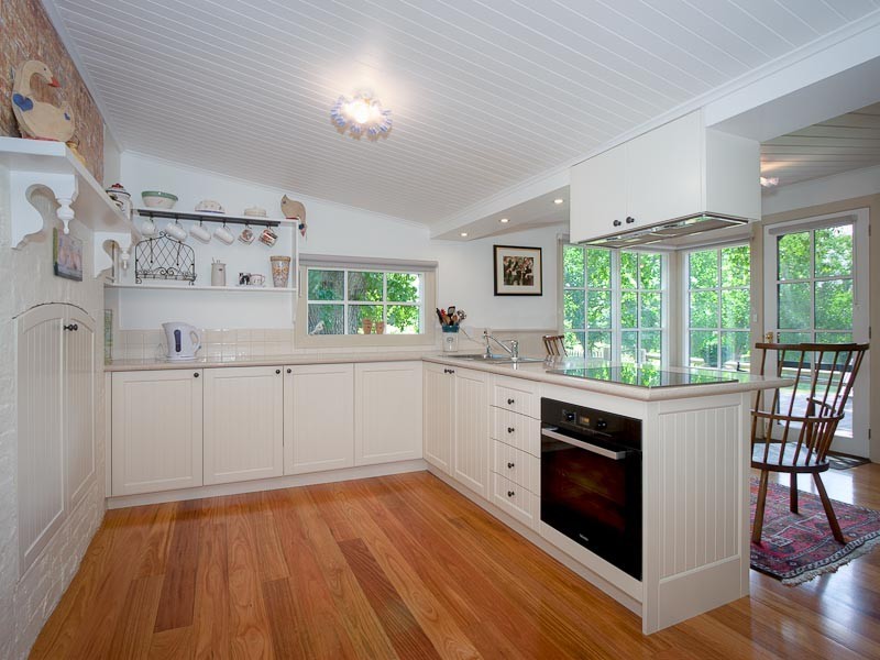 36 Reservoir Road, Kyneton VIC 3444