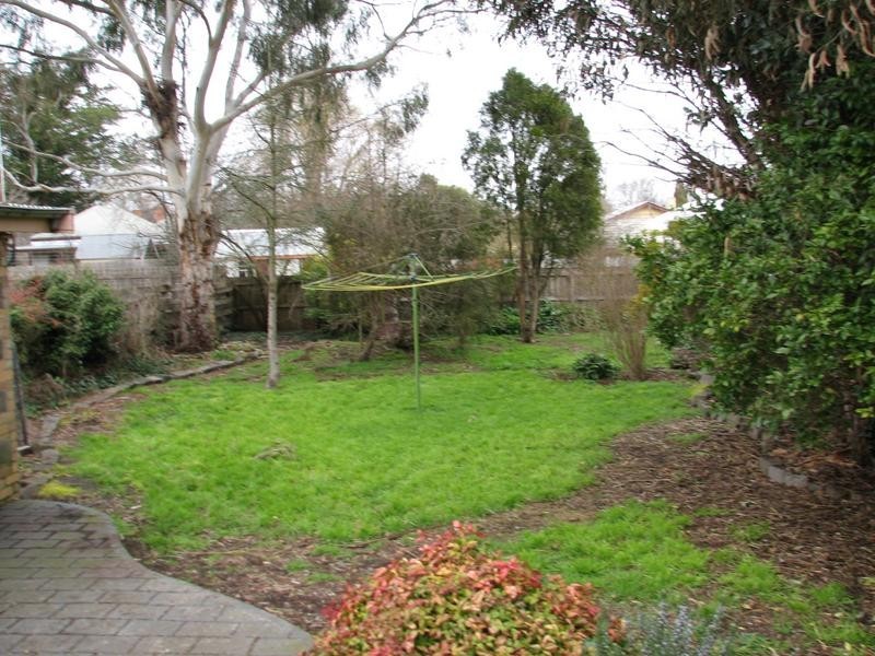 21 Simpson Street, Kyneton VIC 3444