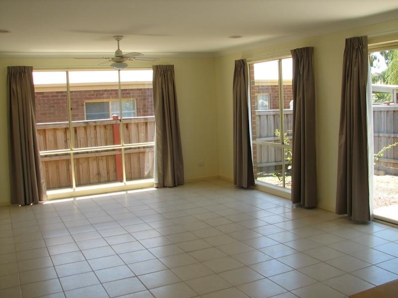 4 Mayfair Way, Kyneton VIC 3444