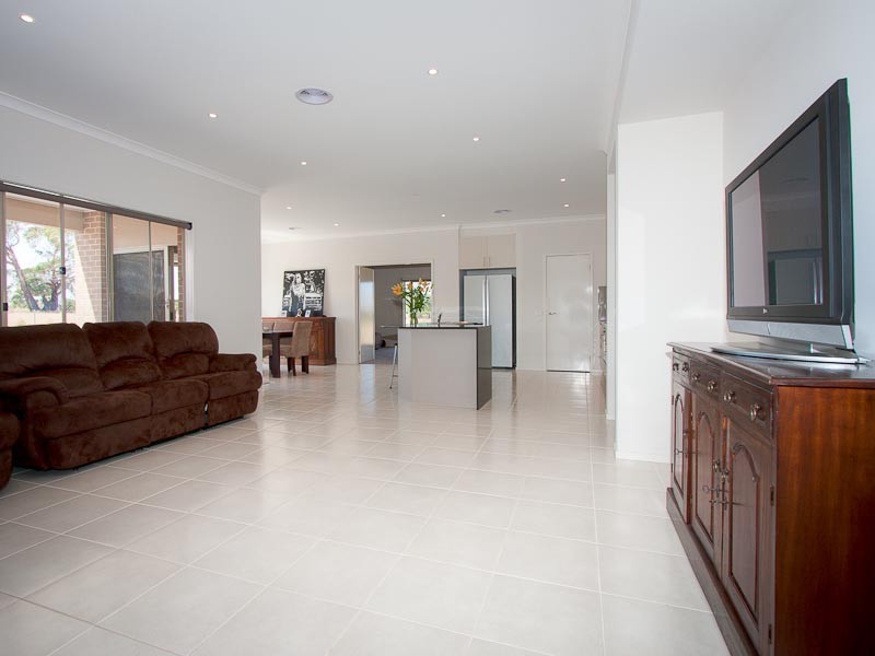 18 Pearl Court, Kyneton VIC 3444