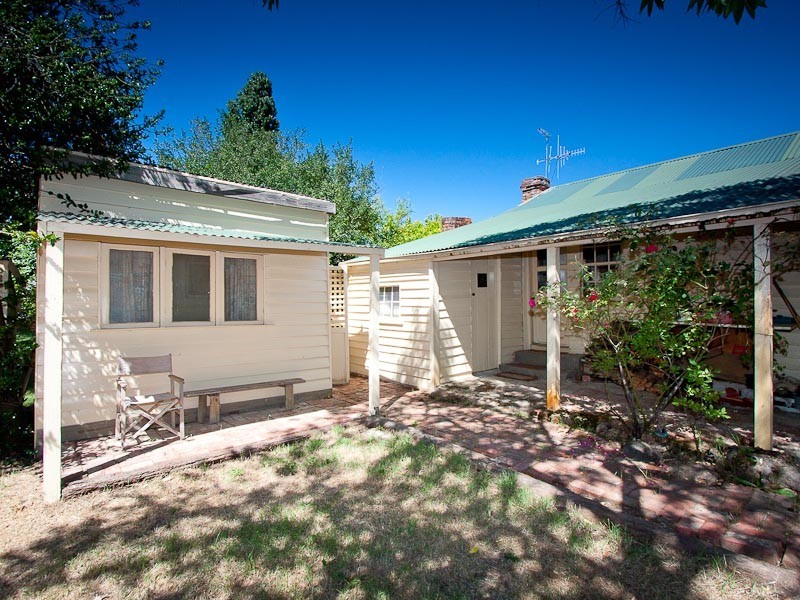 18 Old Drummond Road, Taradale VIC 3447