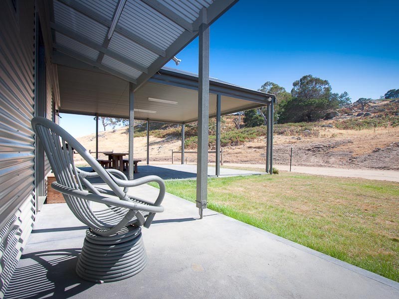 705 Mission Hill Road, Baynton VIC 3444