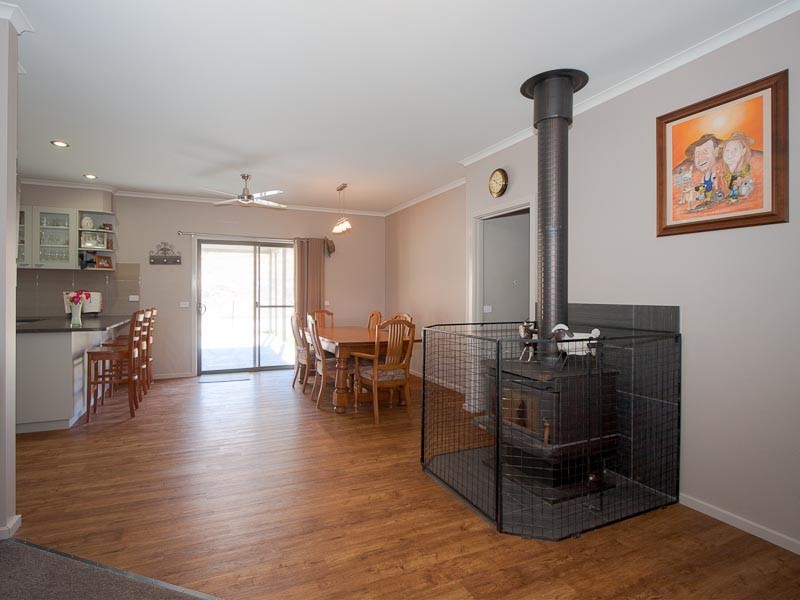 705 Mission Hill Road, Baynton VIC 3444