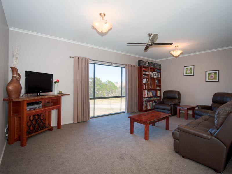 705 Mission Hill Road, Baynton VIC 3444