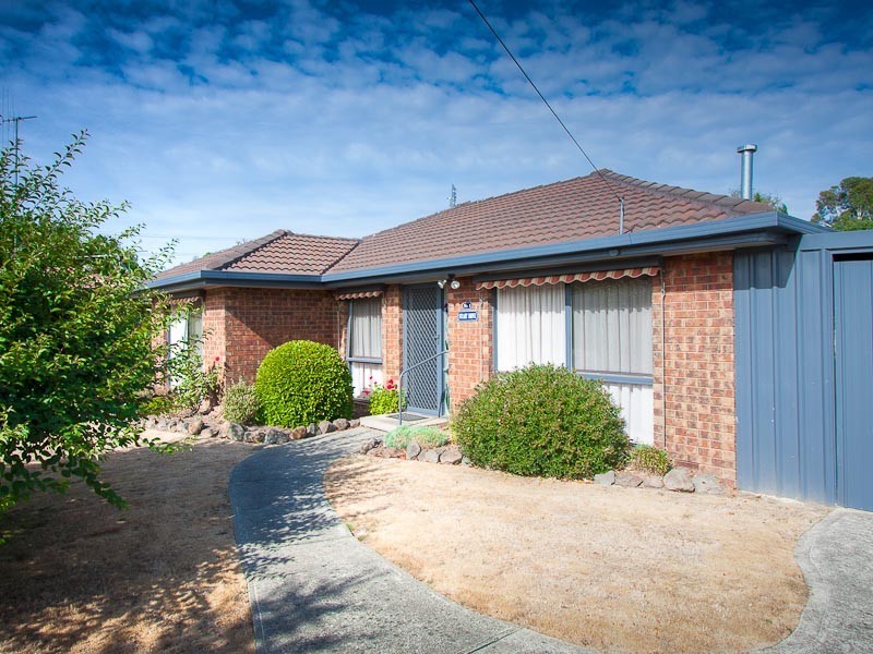 1 Stuart Drive, Woodend VIC 3442