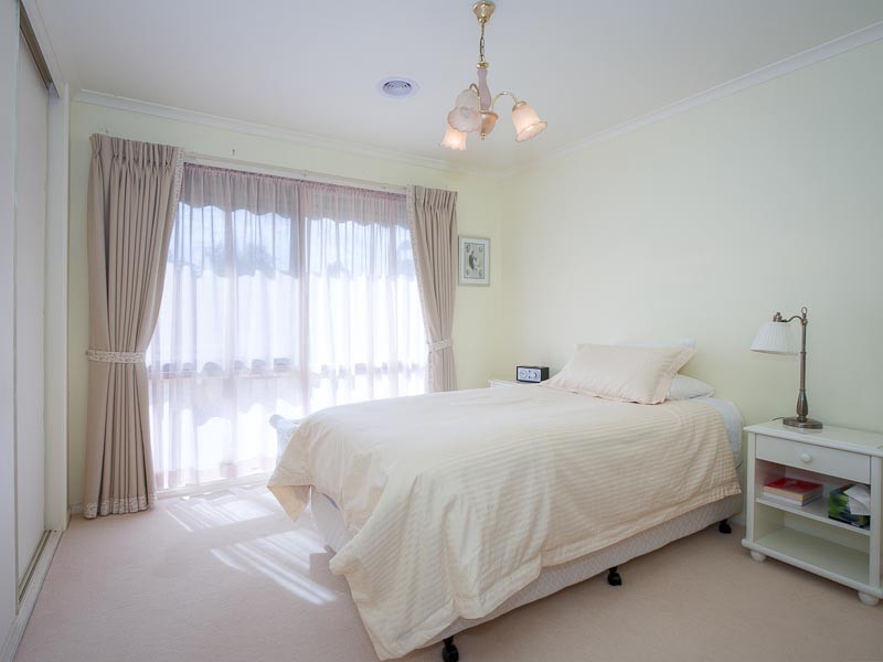 1 Stuart Drive, Woodend VIC 3442