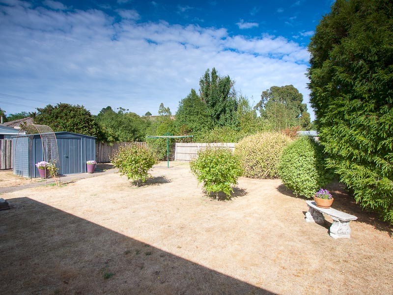 1 Stuart Drive, Woodend VIC 3442