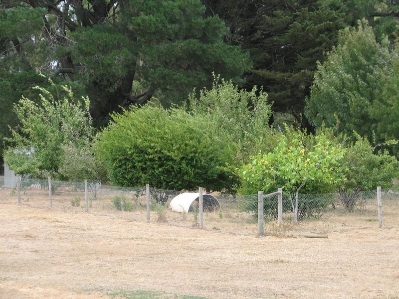 14 Knights Lane, Spring Hill VIC 3444