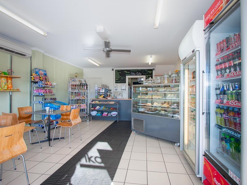 16 & 16A Caroline Chisholm Drive, Kyneton VIC 3444