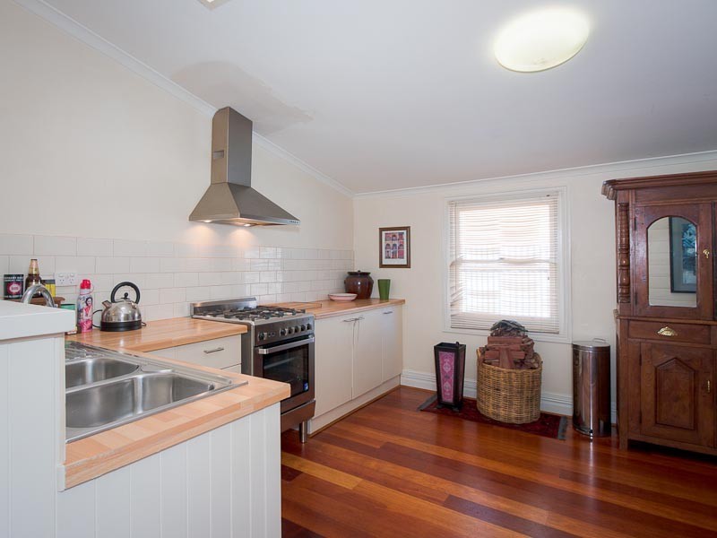 54 Yaldwyn Street West, Kyneton VIC 3444